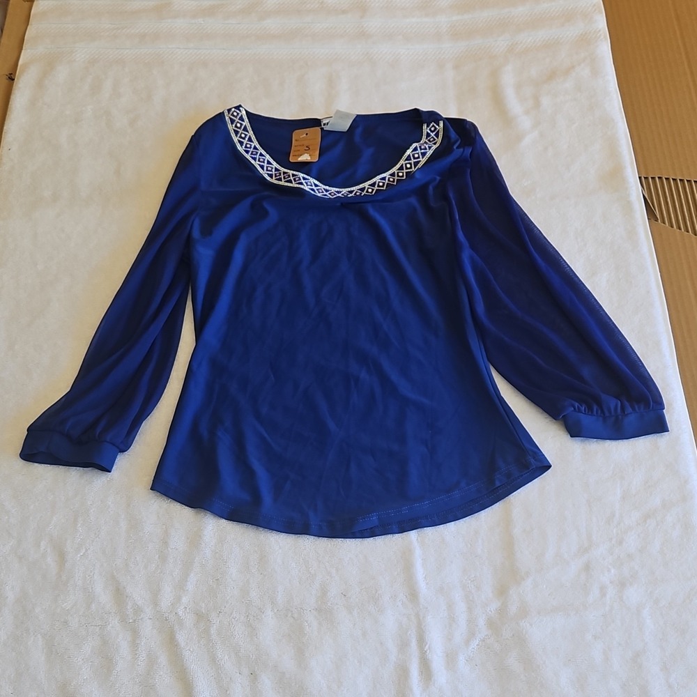 blum Women's Blue Knit Round Neck Beaded Long Sleeve Regular Blouse Size S